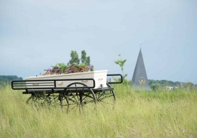 natuurbegraafplaats rouwkoets