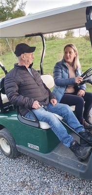 Samen op de E-car (Een plek in de natuur)